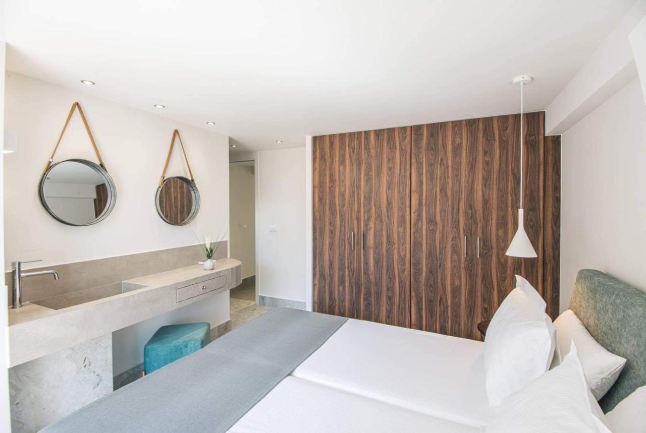 Nama Sea Side Suites Pláka エクステリア 写真